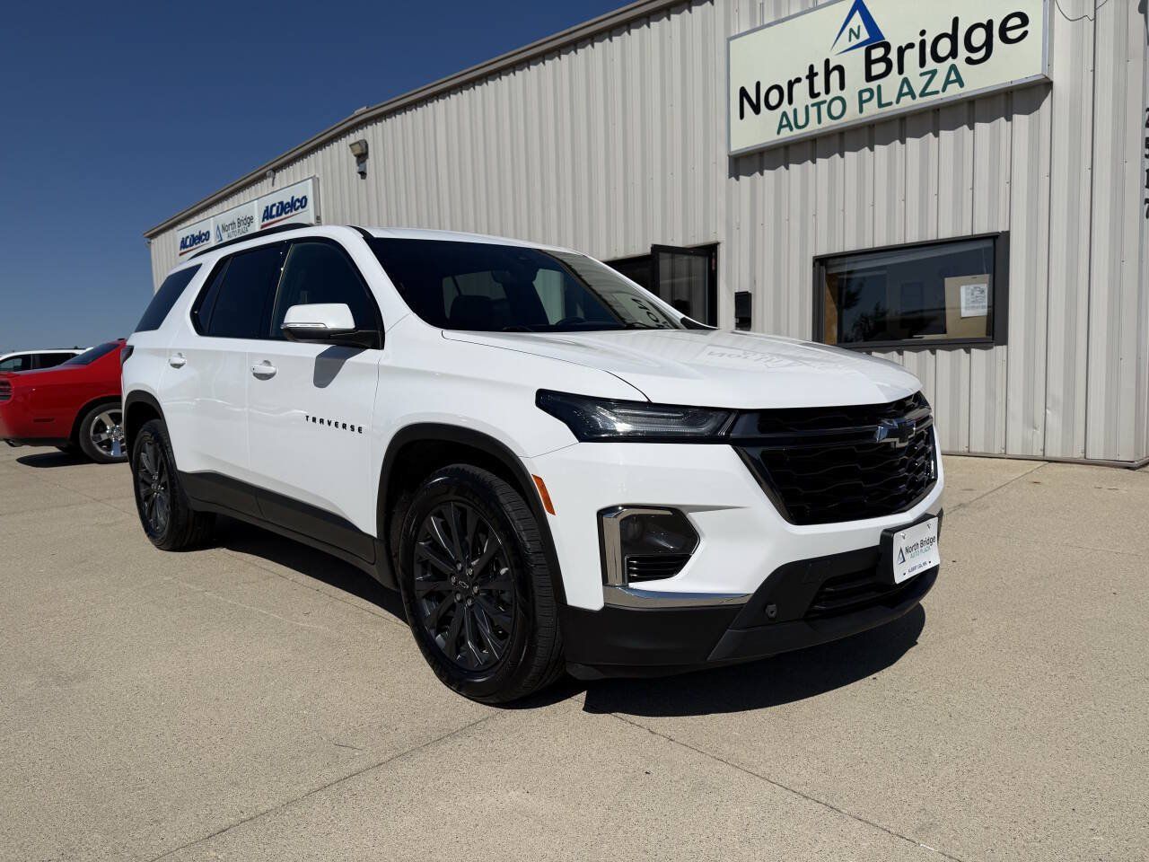 Used 2022 Chevrolet Traverse RS AWD/4WD image 1