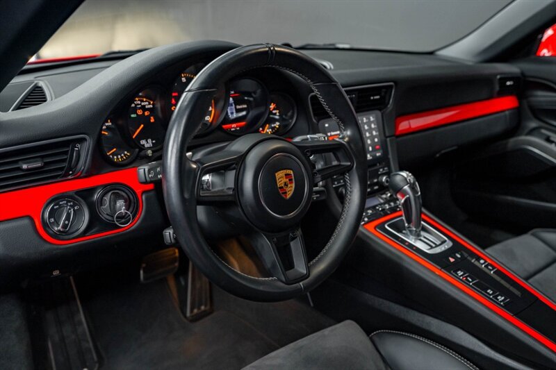 Used 2018 Porsche 911 GT3 w/ Sport Chrono Package RWD image 24
