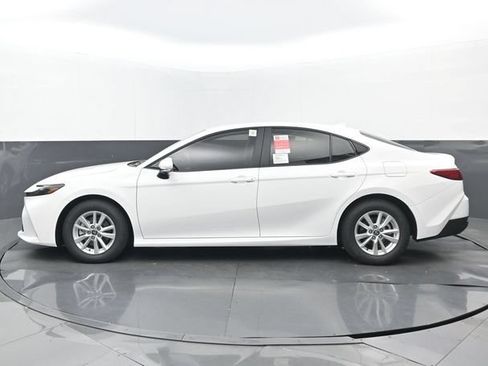 New 2026 Toyota Camry LE FWD image 20