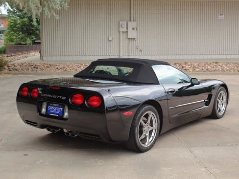 Used 2002 Chevrolet Corvette Convertible w/ Preferred Equipment Group2 RWD image 12