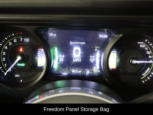 Used 2024 Jeep Wrangler Unlimited Sahara w/ Dual Top Group AWD/4WD image 11