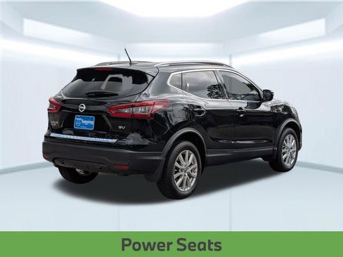 Used 2021 Nissan Rogue Sport SV FWD image 7
