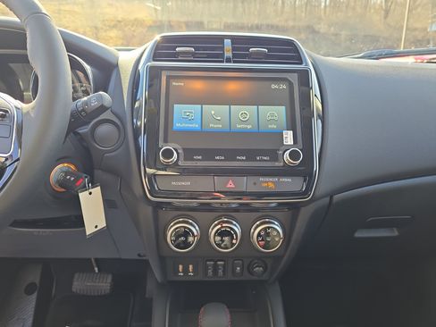 New 2026 Mitsubishi Outlander Sport LE AWD/4WD image 19