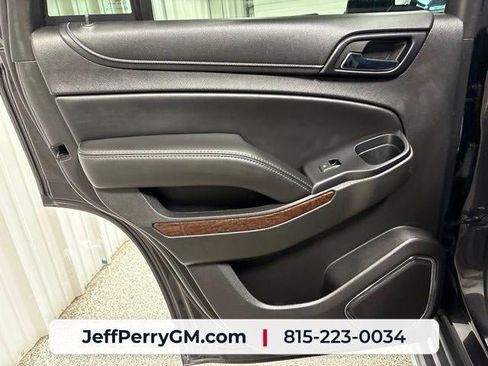 Used 2016 GMC Yukon SLT w/ Open Road Package AWD/4WD image 27