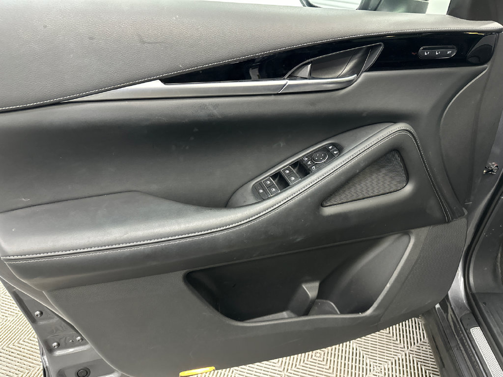 Used 2023 INFINITI QX60 Pure AWD/4WD image 11