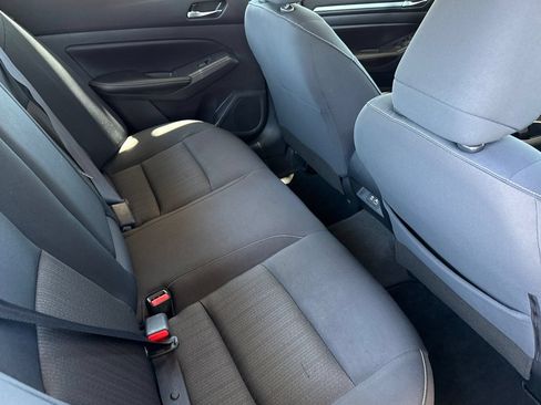 Used 2022 Nissan Altima 2.5 SV FWD image 22