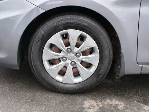 Used 2016 Hyundai Accent SE image 42