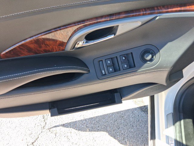 Used 2013 Buick LaCrosse Leather FWD image 9