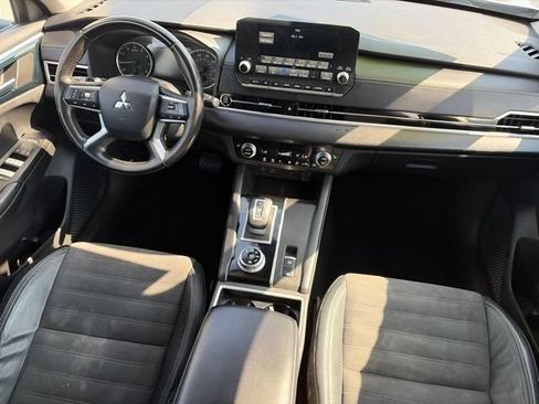 Used 2022 Mitsubishi Outlander SE AWD/4WD image 35