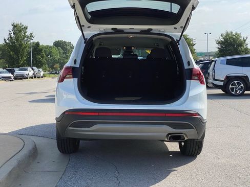 Used 2023 Hyundai Santa Fe SE FWD image 7