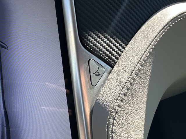 Used 2015 Tesla Model S 70D AWD/4WD image 19