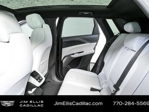 New 2026 Cadillac Lyriq Luxury RWD image 21