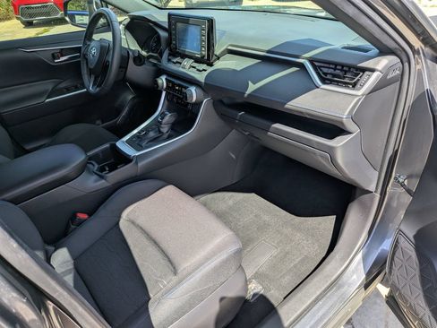 Used 2022 Toyota RAV4 SE AWD/4WD image 15