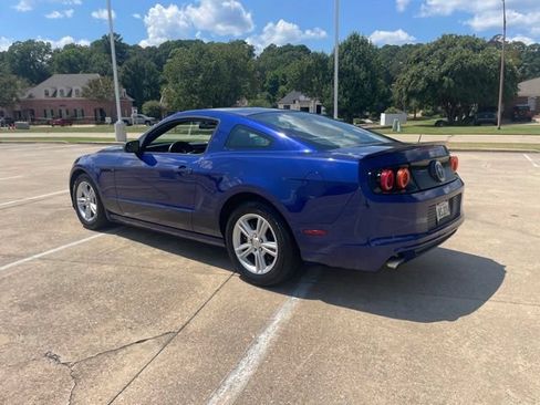 Used 2013 Ford Mustang Coupe RWD image 5