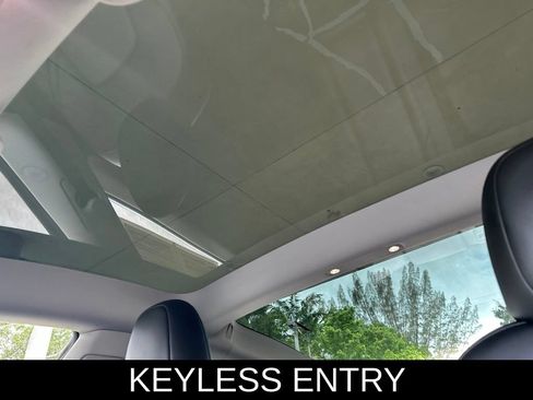 Used 2023 Tesla Model 3 Standard Range RWD image 10