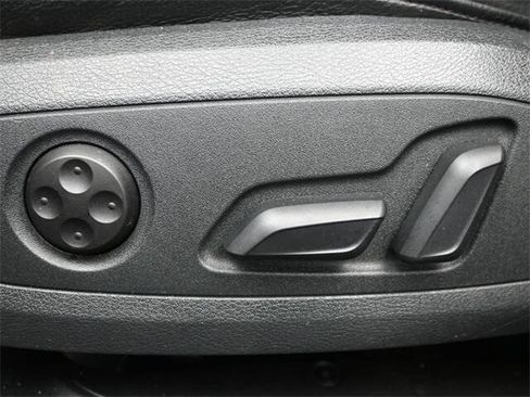 Used 2018 Audi A4 2.0T Ultra Premium w/ Convenience Package image 26