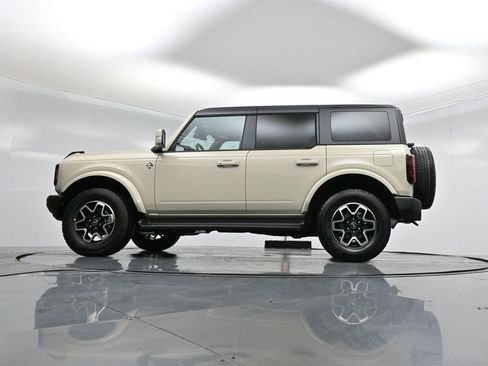 New 2025 Ford Bronco Outer Banks image 53