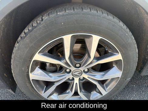 Used 2022 Acura MDX w/ Technology Package AWD/4WD image 9