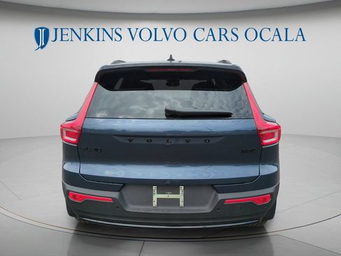 New 2026 Volvo XC40 B5 Ultra w/ Protection Package Premier AWD/4WD image 4