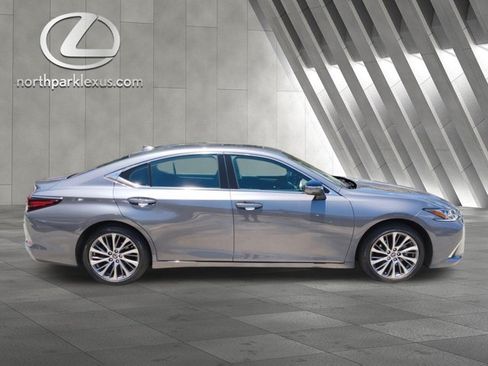 Certified 2021 Lexus ES 350 w/ Premium Package FWD image 4
