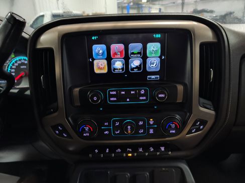 Used 2019 GMC Sierra 2500 Denali w/ Duramax Plus Package image 10