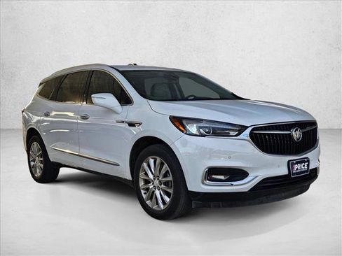 Used 2019 Buick Enclave Premium image 3