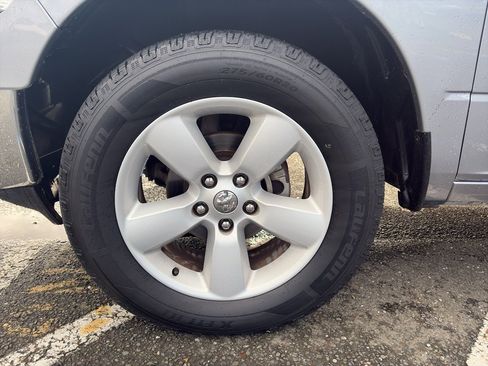 Used 2024 RAM 1500 Classic SLT image 2