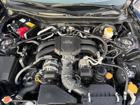 Used 2023 Toyota GR86 Premium w/ ALL Weather Mat Package (TMS) image 19