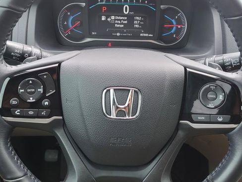 Used 2020 Honda Pilot Touring image 25
