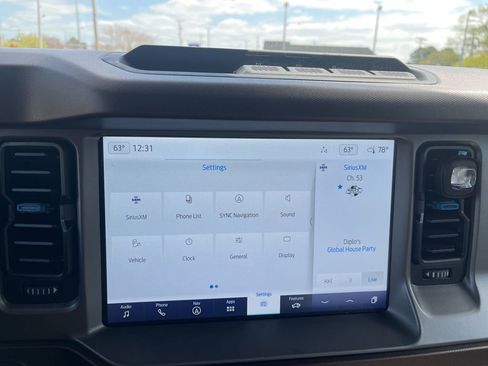 Used 2022 Ford Bronco Outer Banks image 15