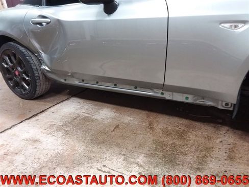 Used 2017 FIAT 124 Spider Abarth image 13