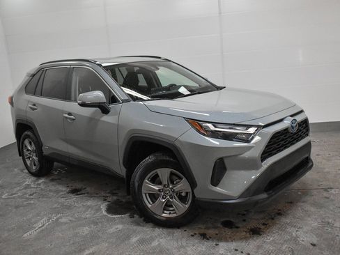 Used 2023 Toyota RAV4 XLE image 1