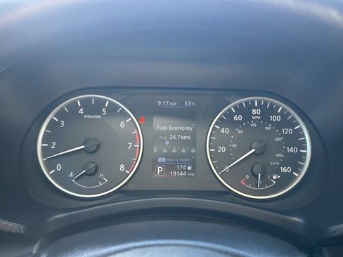 Used 2024 Nissan Sentra S image 18