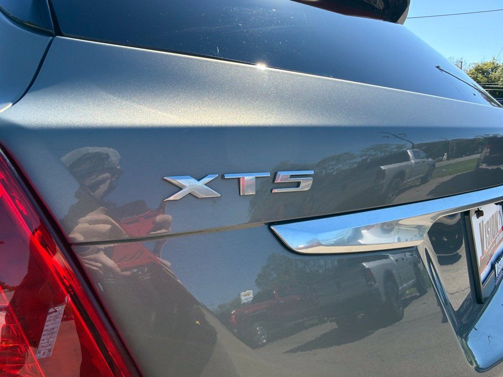 Used 2019 Cadillac XT5 Luxury AWD/4WD image 17