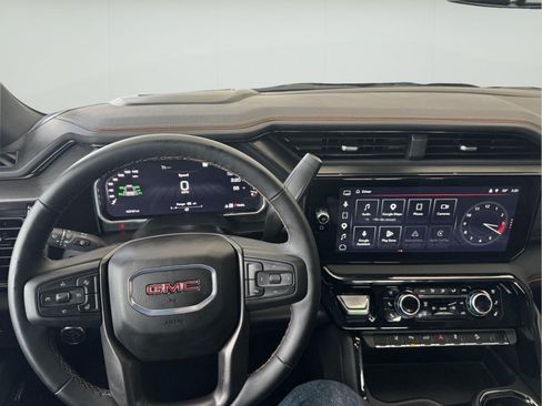 Used 2026 GMC Sierra 2500 AT4 w/ AT4 Premium Plus Package AWD/4WD image 17
