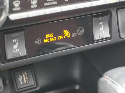 Used 2024 Toyota RAV4 XSE w/ Weather Package AWD/4WD image 29