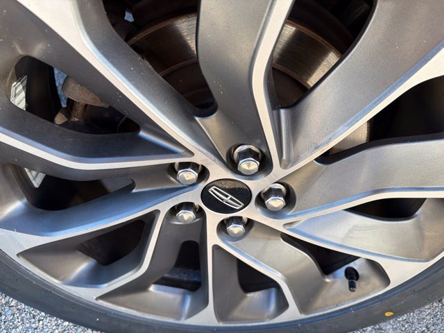 Used 2023 Lincoln Nautilus Reserve w/ Equipment Group 201A AWD/4WD image 6