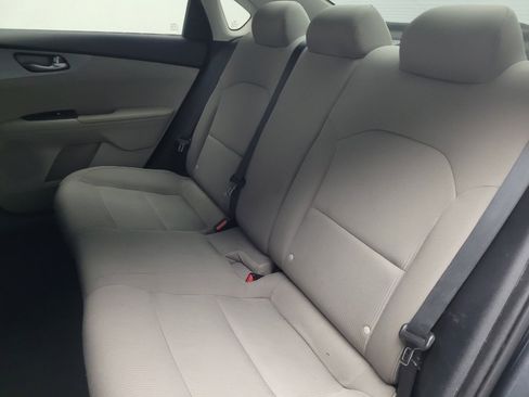 Used 2020 Kia Forte LXS image 18