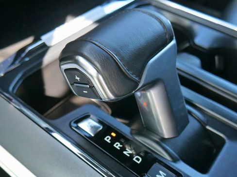 Used 2024 Ford F150 Lariat w/ Equipment Group 502A High image 36