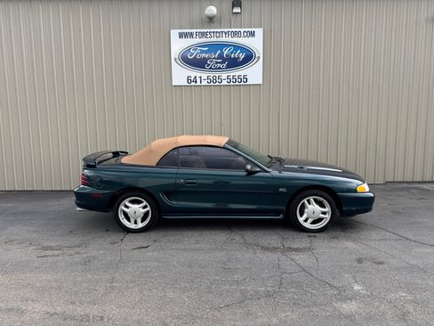 Used 1995 Ford Mustang GT RWD image 7