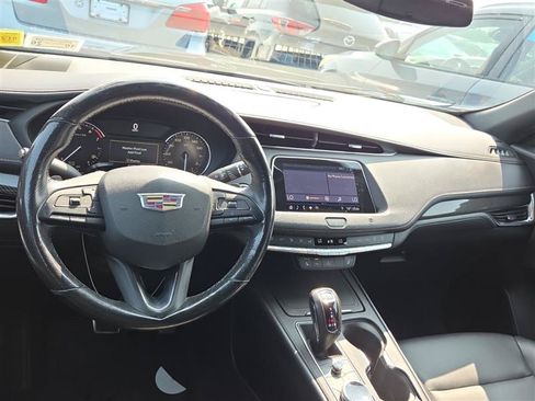 Used 2019 Cadillac XT4 Sport w/ Cold Weather Package AWD/4WD image 4