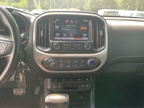 Used 2015 GMC Canyon SLT w/ Driver Alert Package RWD image 20