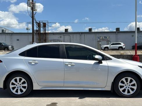 New 2026 Toyota Corolla LE FWD image 6