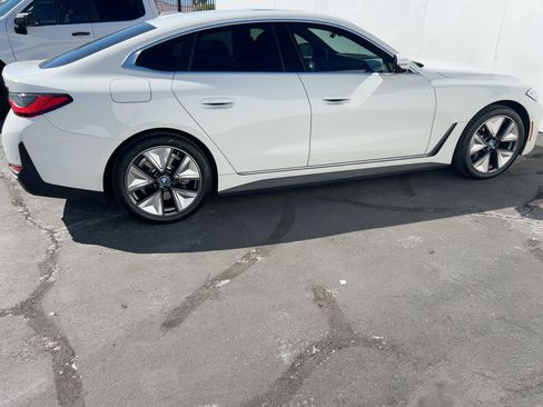 Used 2024 BMW i4 eDrive40 w/ Premium Package image 35