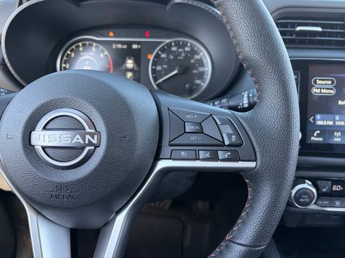 New 2025 Nissan Versa SR w/ Trunk Package FWD image 26