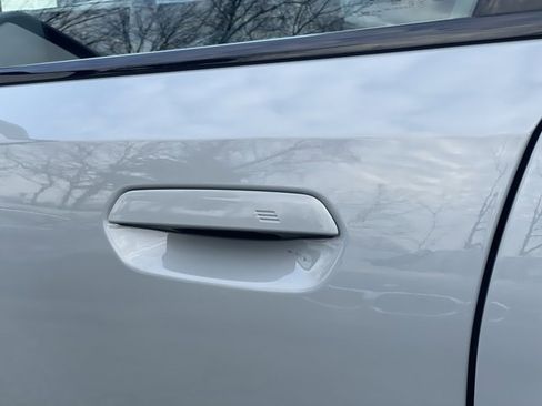 Used 2026 BMW 530i xDrive image 26