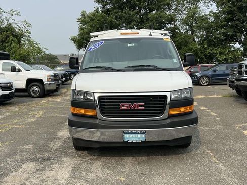 Used 2023 GMC Savana 3500 w/ Power Convenience Package image 10
