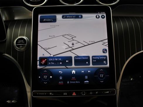 Used 2024 Mercedes-Benz GLC 300 image 24