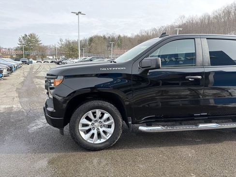 Used 2022 Chevrolet Silverado 1500 Custom image 9