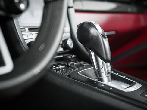 Used 2018 Porsche 911 Targa 4 GTS image 88